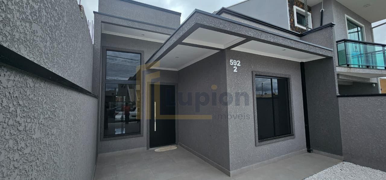 Casa à venda 3 quartos com suíte - Espaço gourmet com banheiro