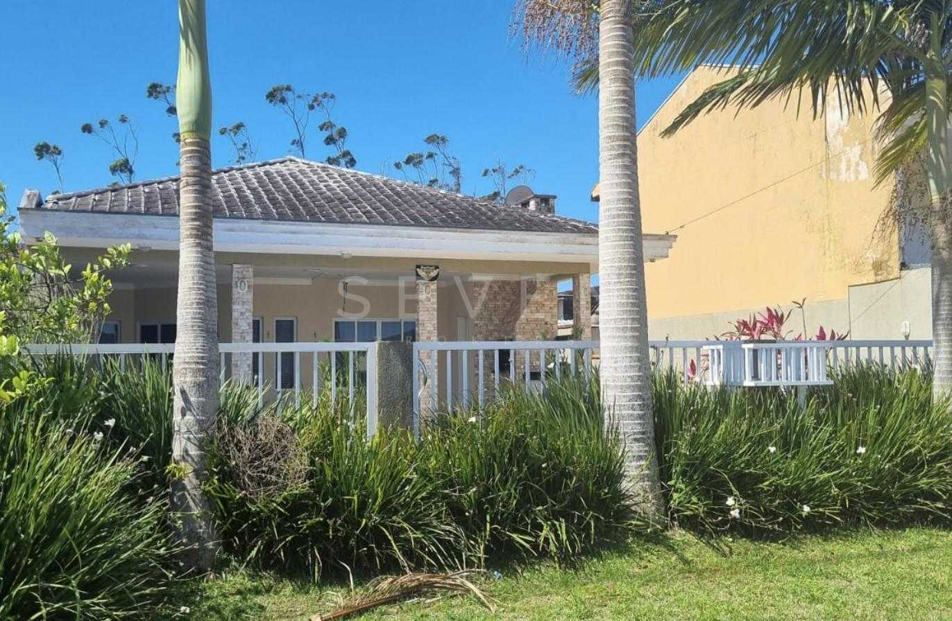 Casa à venda, Barra do Saí, 4 quartos, 2 suites, com piscina -...