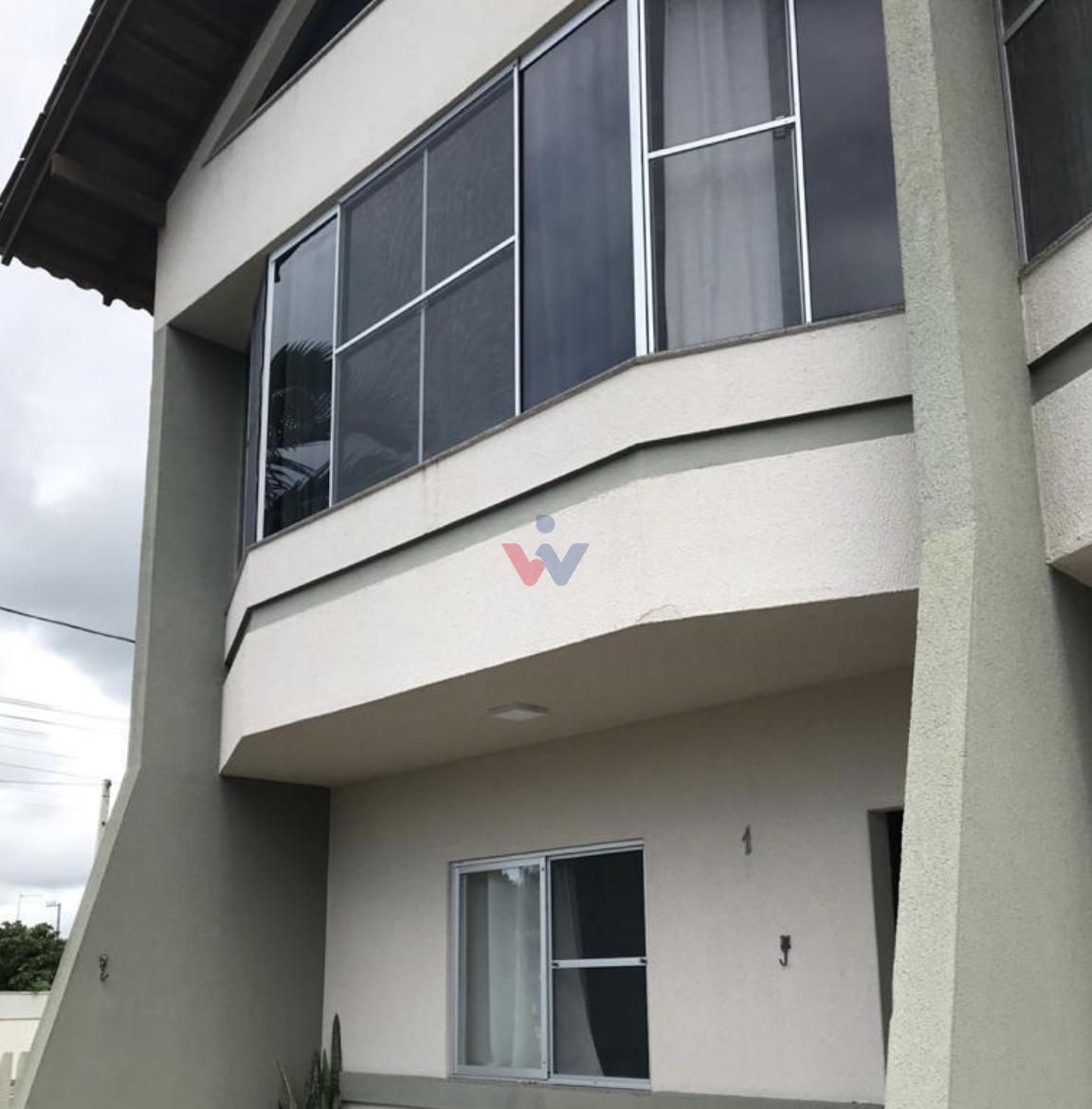 Sobrado à venda, 150m do mar, em condomínio fechado no Volta a...