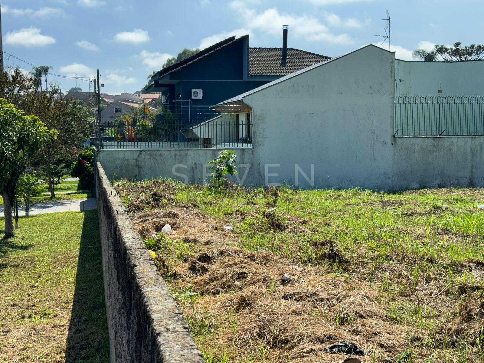 Terreno Z3 à venda no Guaíra, com 1.280 m2, ideal para sobrado...