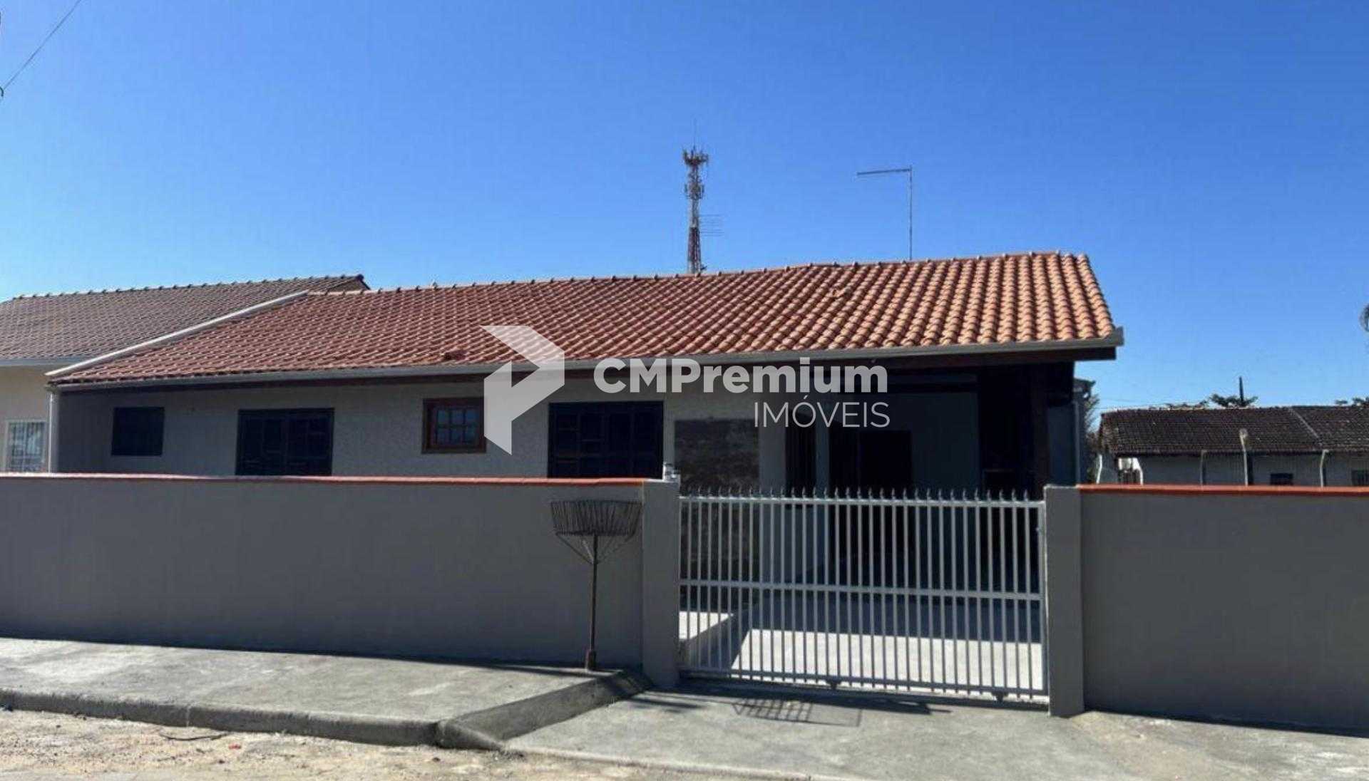 Casa térrea com 3 quartos e espaço gourmet a 365m da praia em ...