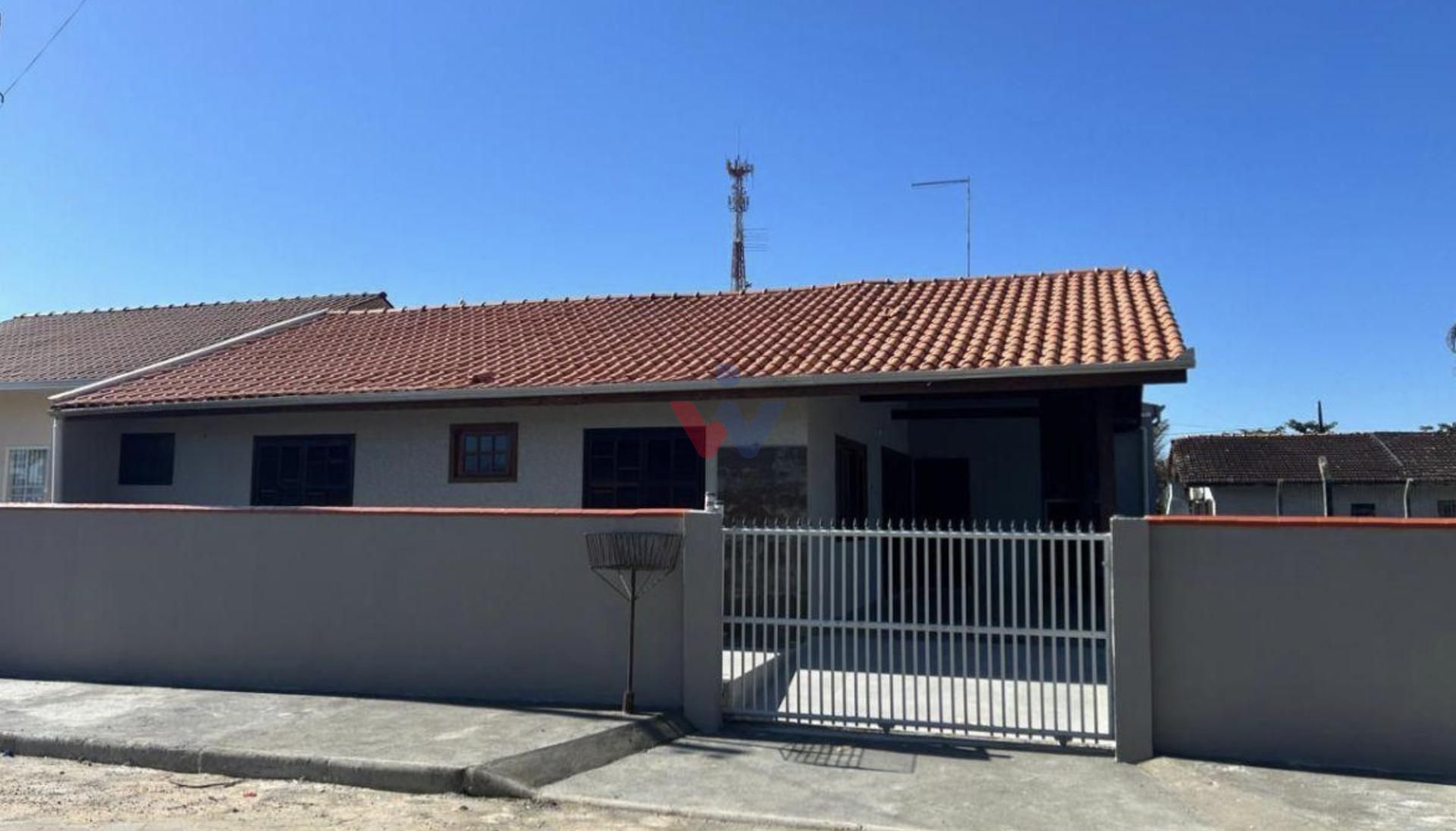 Casa térrea com 3 quartos e espaço gourmet a 365m da praia em ...