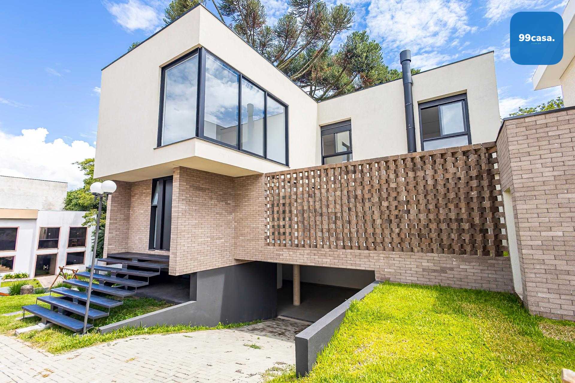 Casa à venda, de alto padrão, face norte, em condomínio fechad...