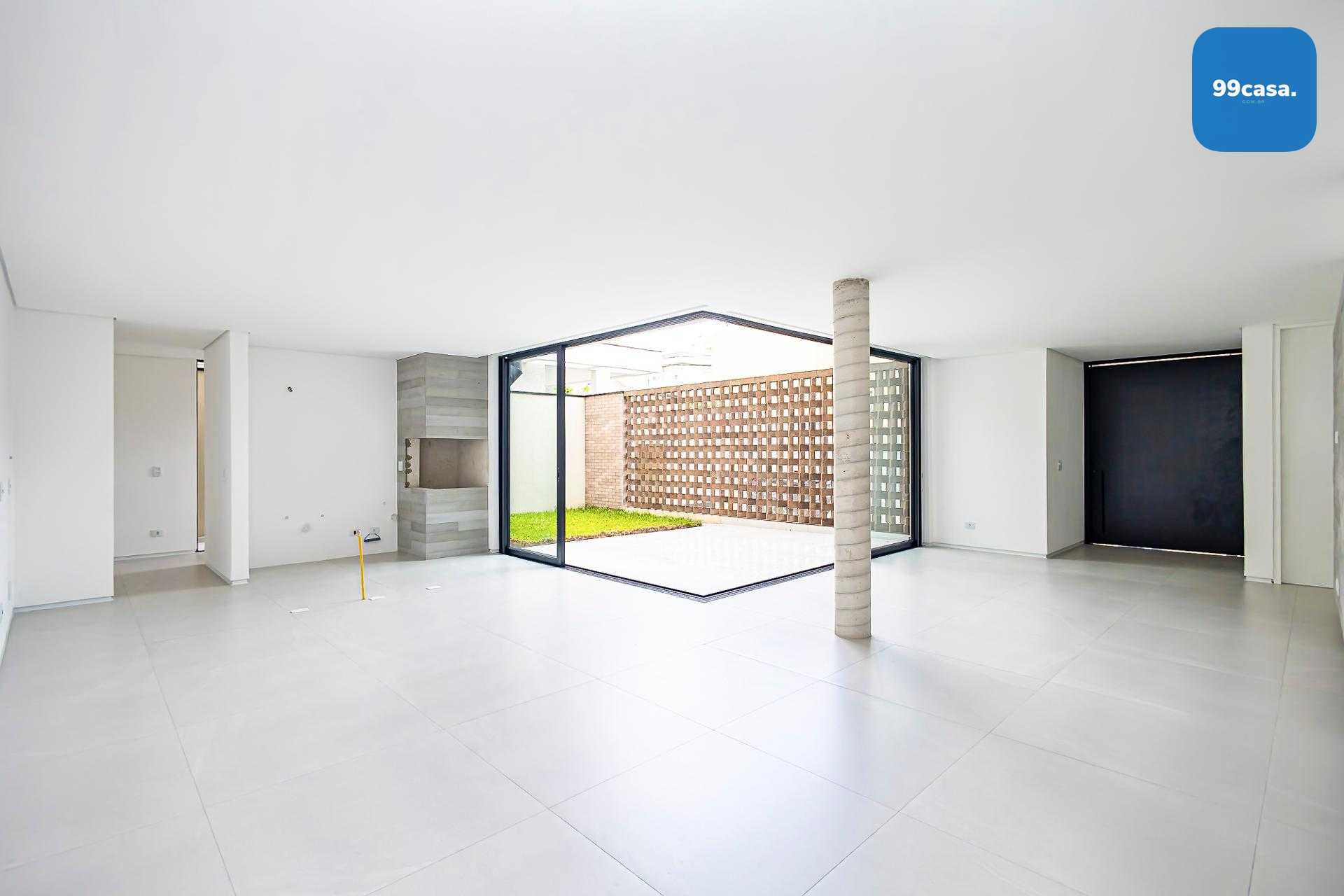 Casa à venda, de alto padrão, face norte, em condomínio fechad...