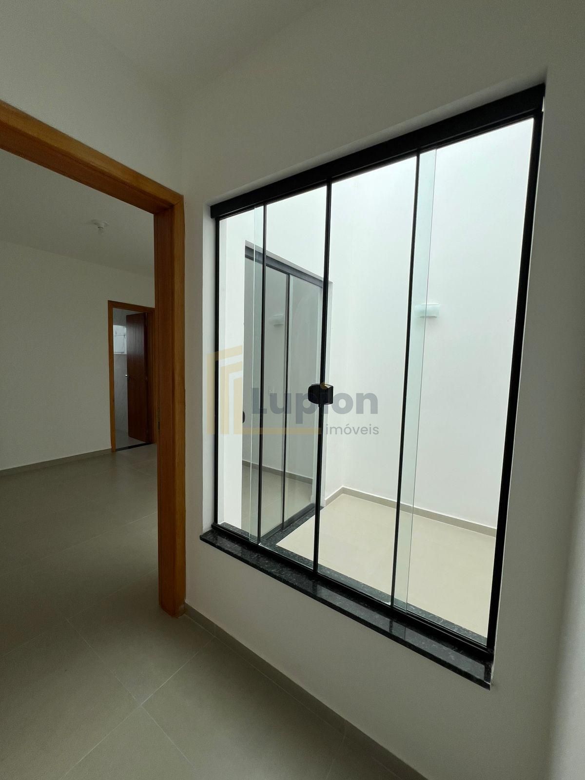 Casa nova com piscina à venda | 3 quartos  1 suíte  | 89,90 m ...