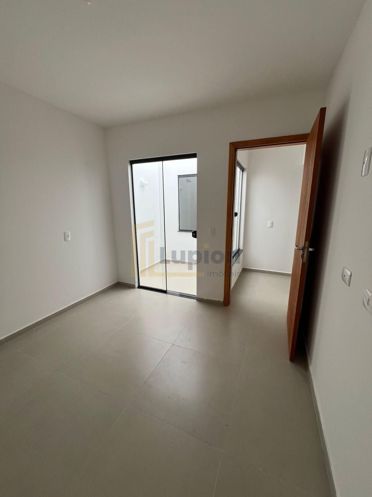 Casa nova com piscina à venda | 3 quartos  1 suíte  | 89,90 m ...