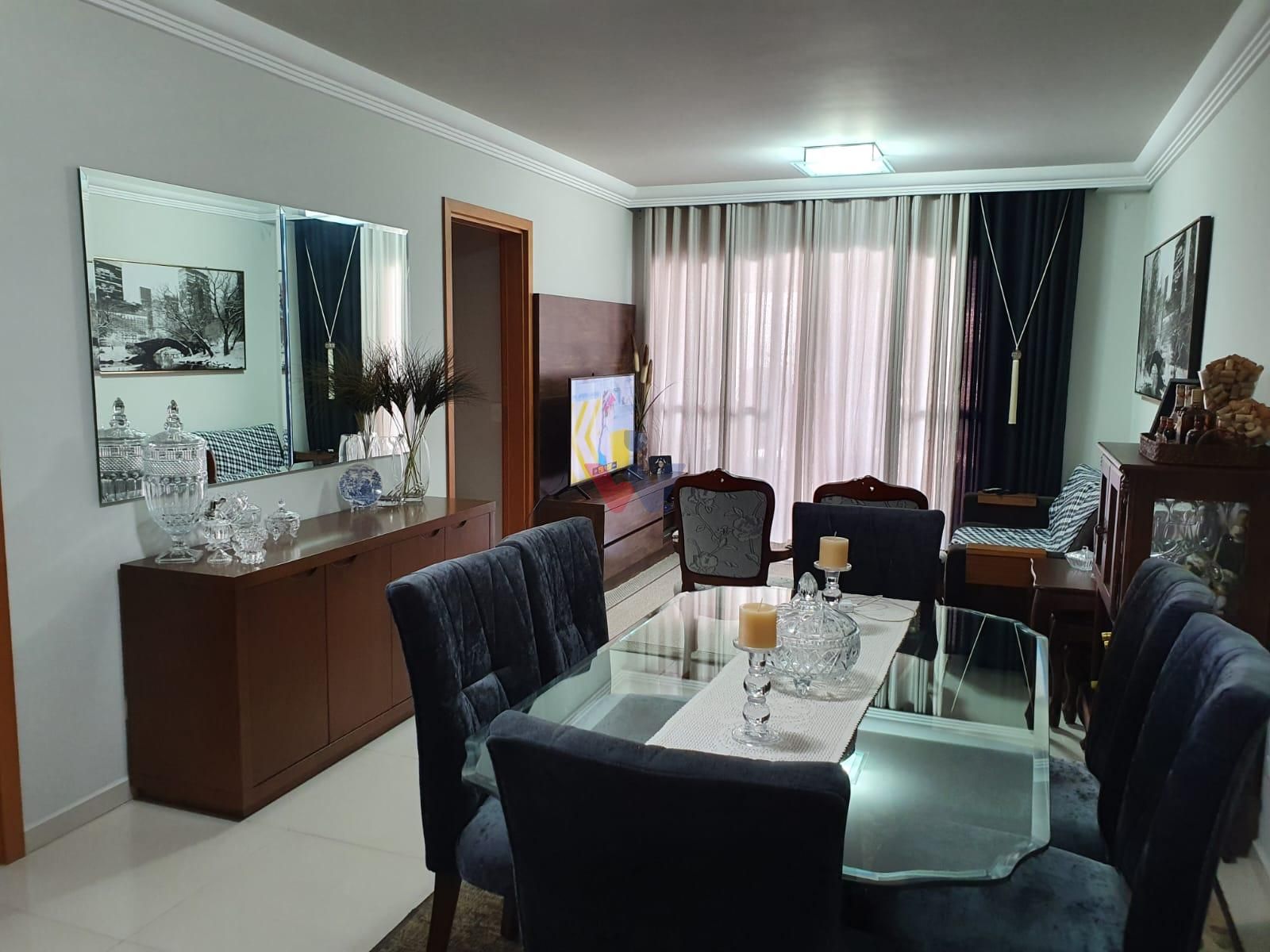 Apartamento à venda na Rua Comendador Miro, com 3 quartos, 1 s...