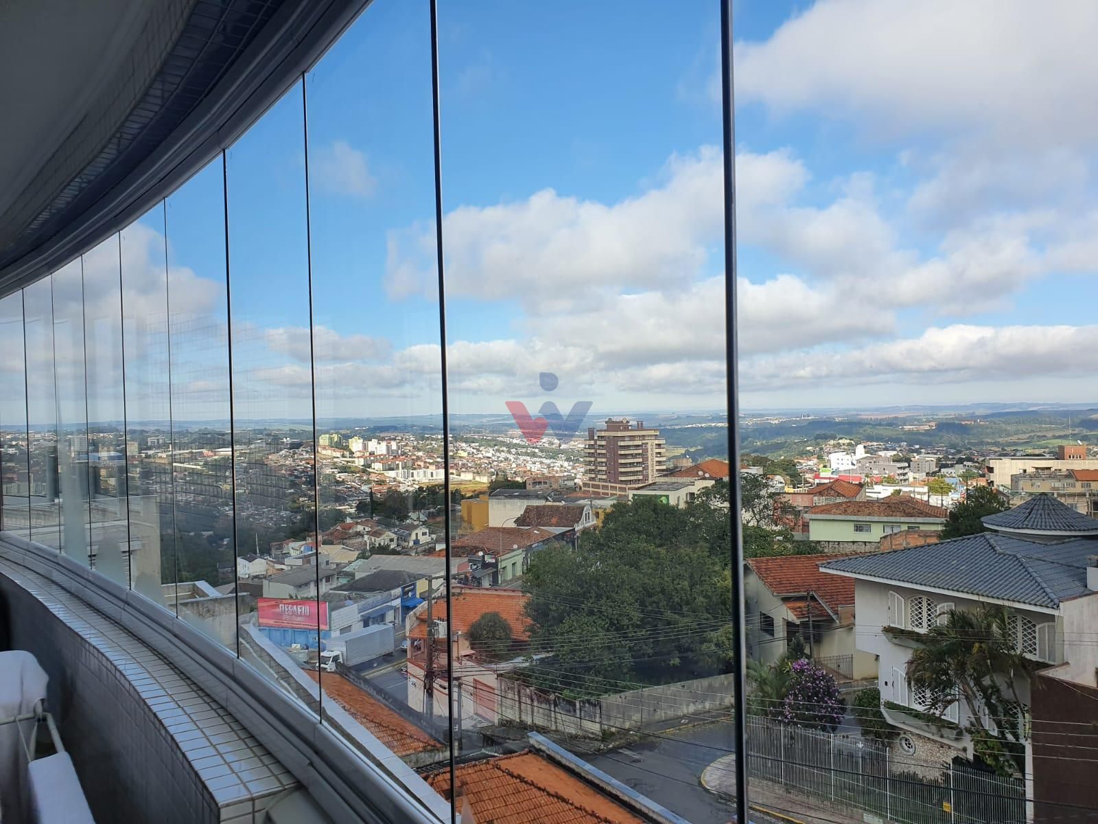 Apartamento à venda na Rua Comendador Miro, com 3 quartos, 1 s...