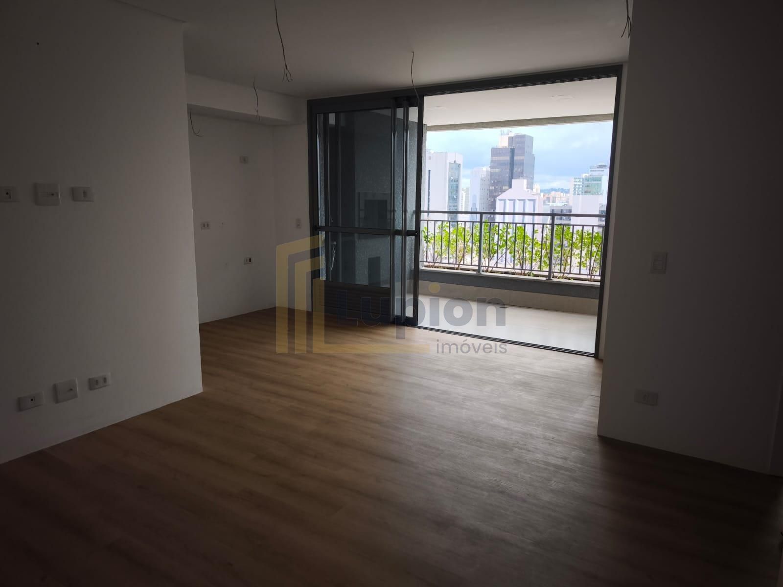 Apartamento no Centro de Curitiba | Edif. Bosco Centrale | 2 q...