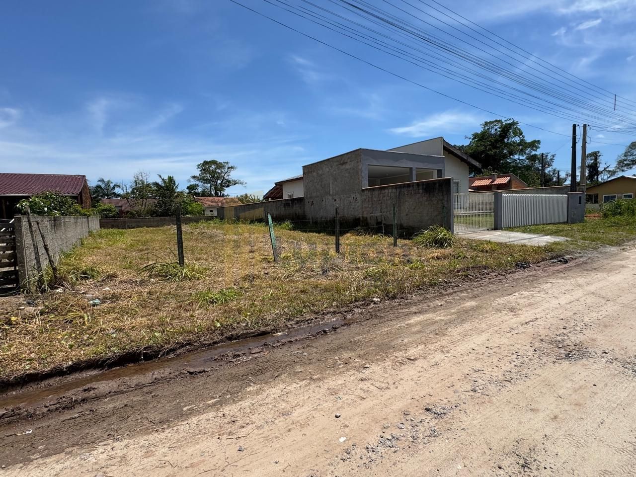 Terreno à venda, Balneário Princesa do Mar, com 384m2, 16x24m,...