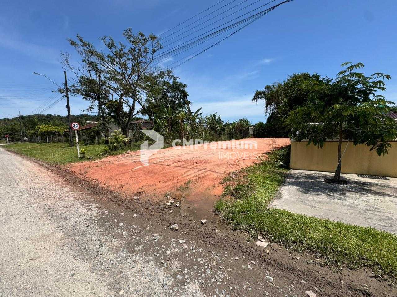 Terreno à venda  | 384m2  12x32m  a 450m do mar no Balneário P...