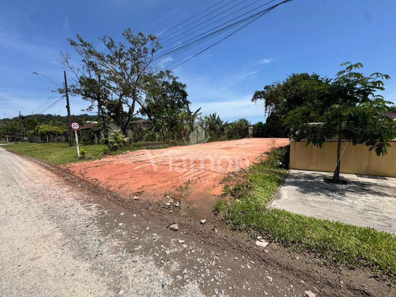 Terreno à venda  | 384m2  12x32m  a 450m do mar no Balneário P...