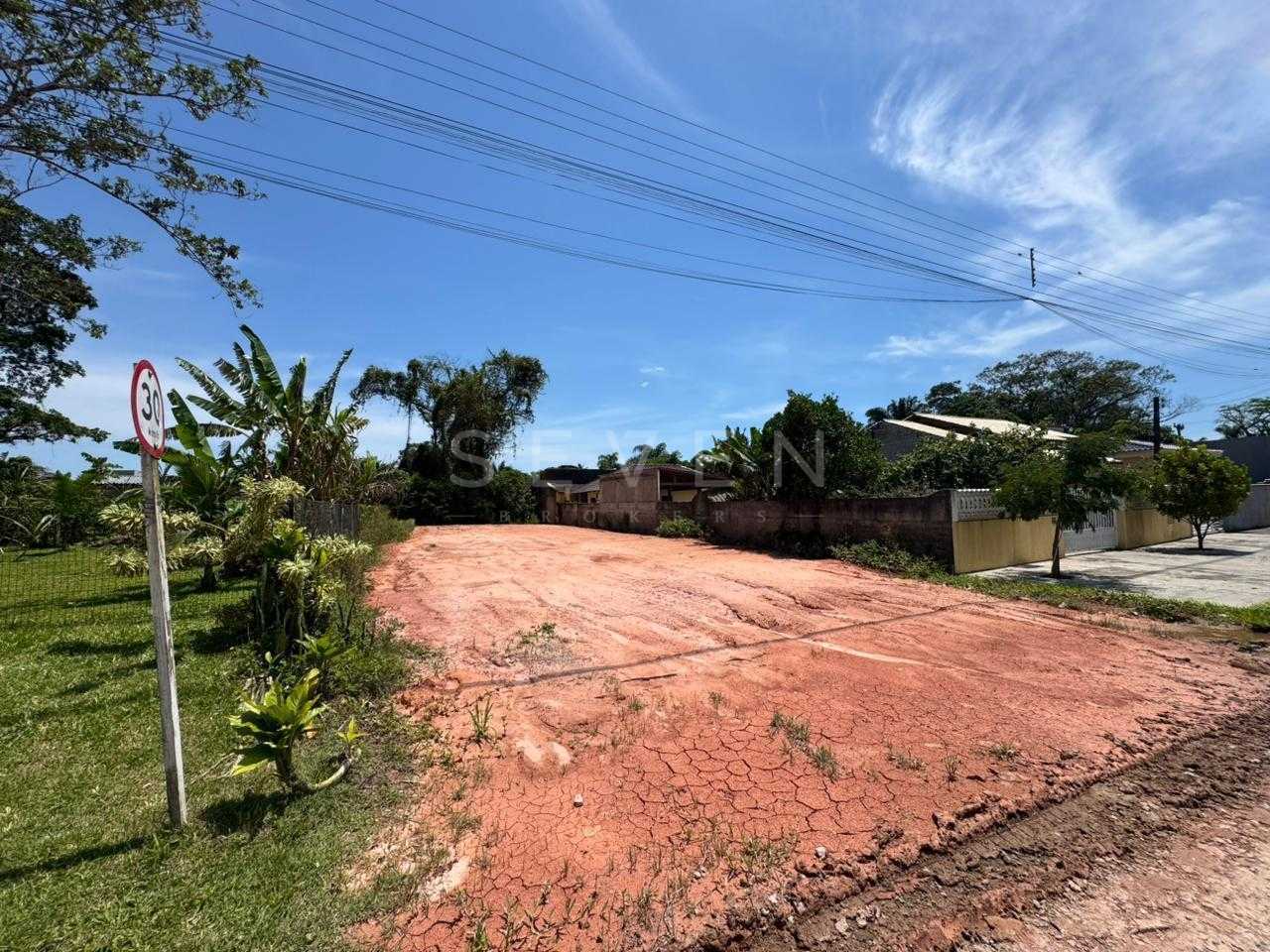Terreno à venda  | 384m2  12x32m  a 450m do mar no Balneário P...