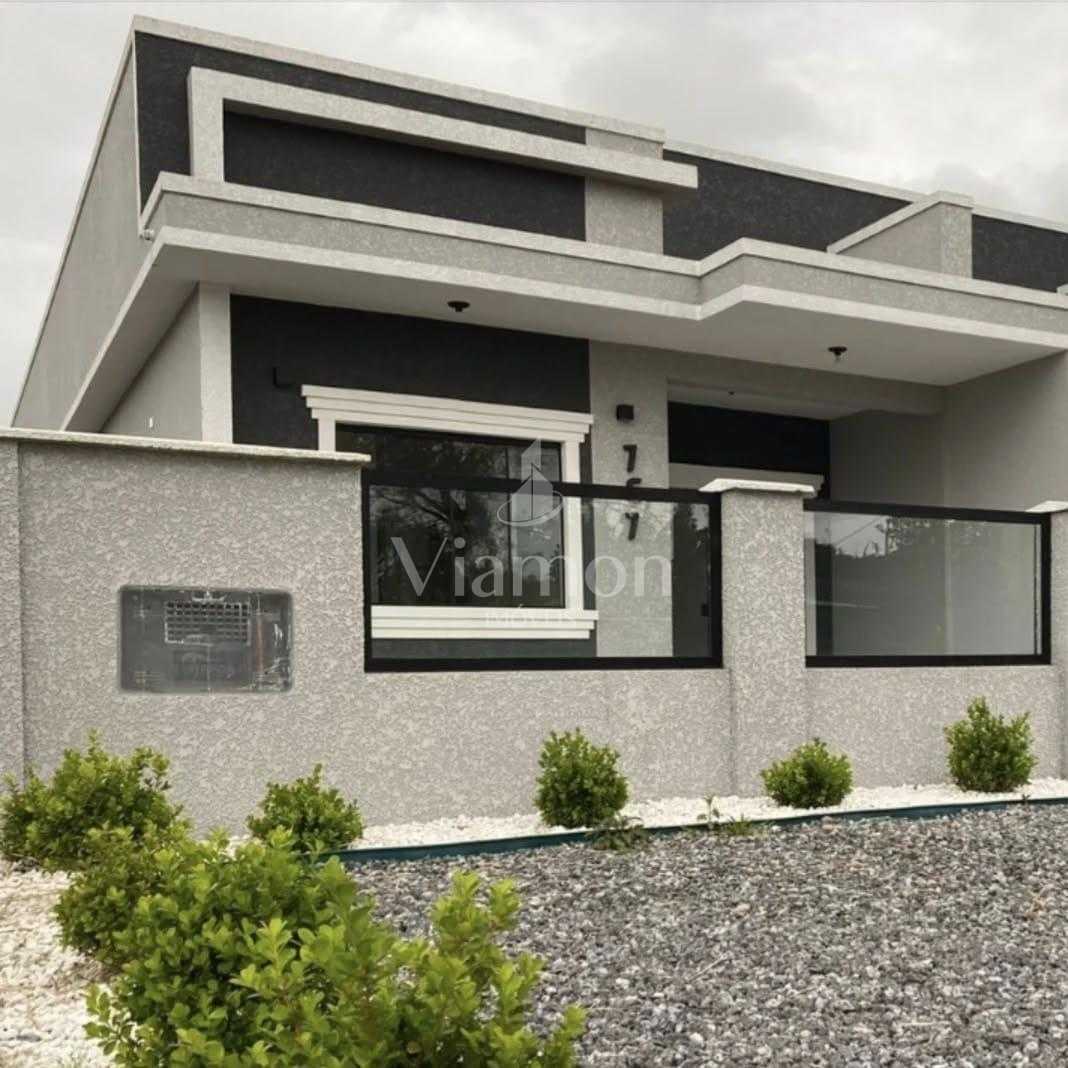 Casa com piscina à venda na Barra do Saí em Itapoá - 3 quartos...