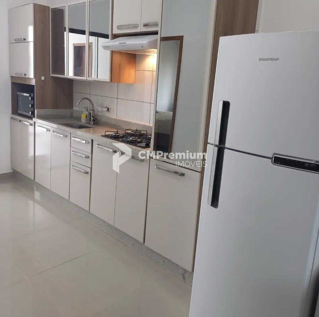 Casa com piscina à venda na Barra do Saí em Itapoá - 3 quartos...