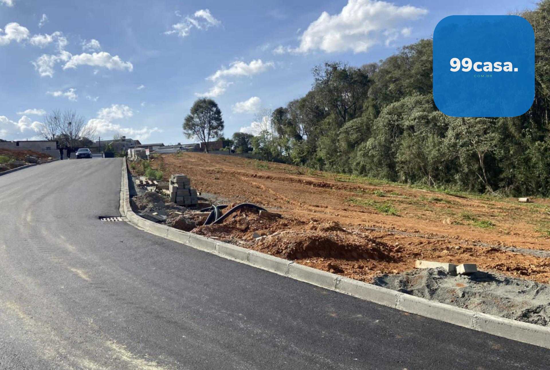 Terreno em condomínio fechado próximo ao Parque Barigui - 1.06...