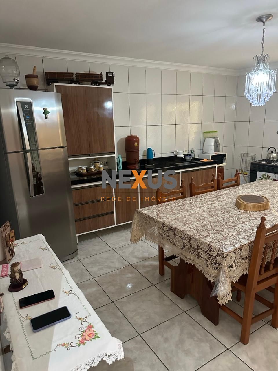 Sobrado à venda, 3 quartos, terreno de 160 m2, no Tatuquara, C...