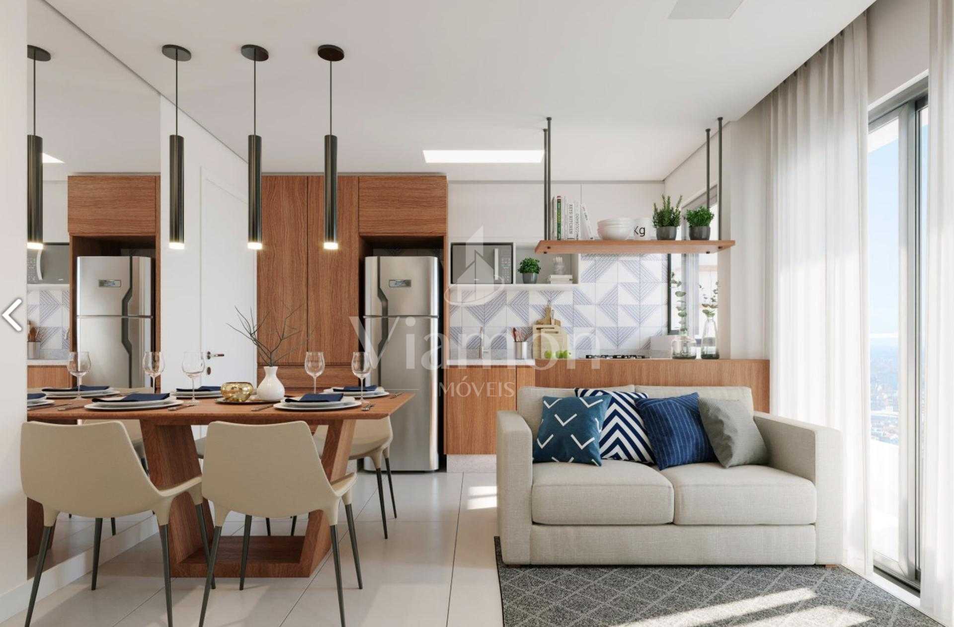 Apartamento 2 quartos  1 Suite  com sacada no Capão Raso em Cu...