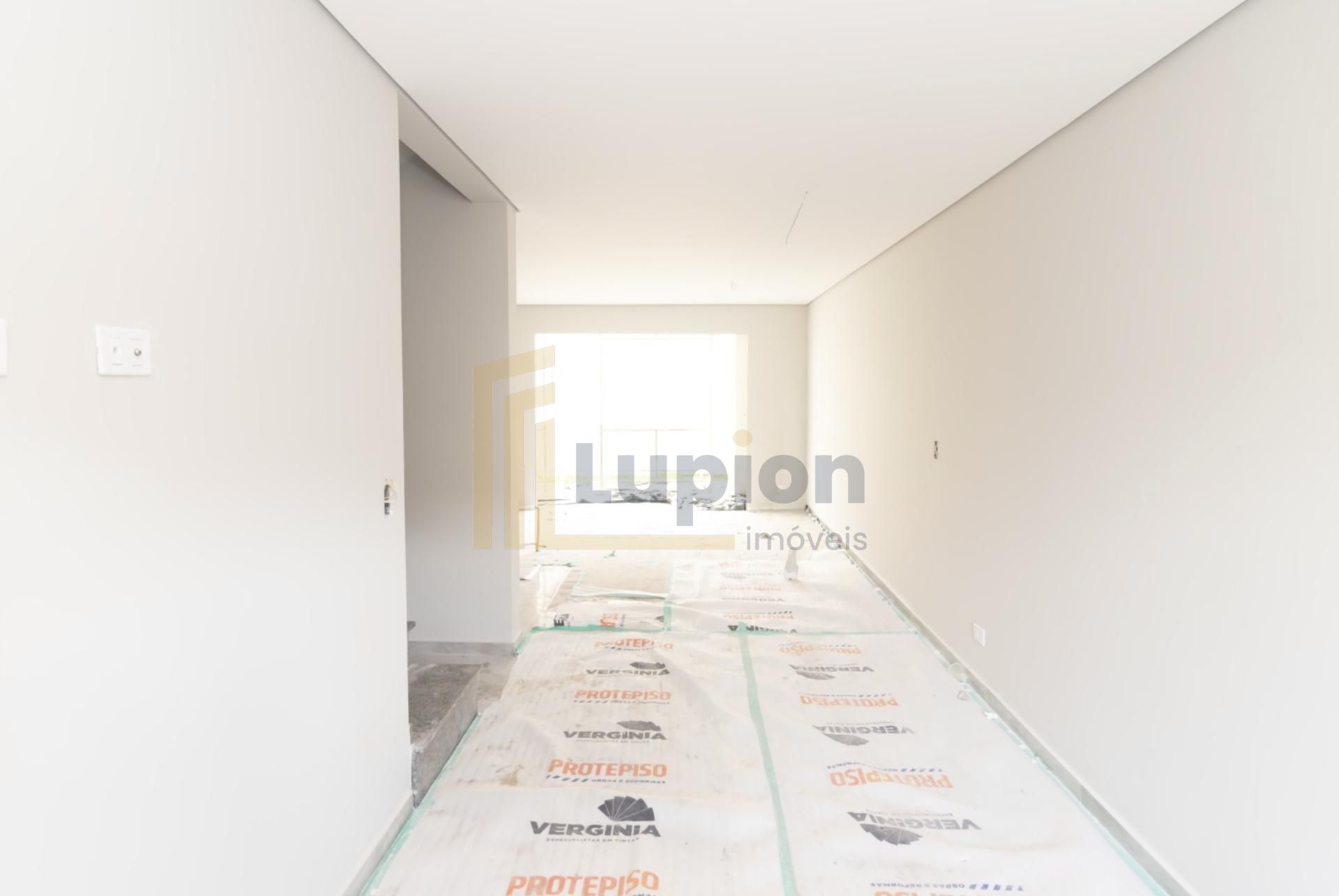 Sobrado 4 suítes à venda, 145m2, no Água Verde Curitiba | Proj...