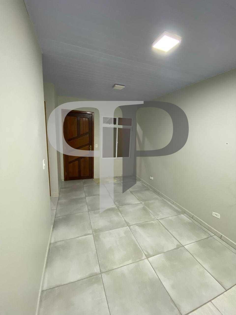 Casa 2 quartos com churrasqueira e garagem coberta no Estados,...