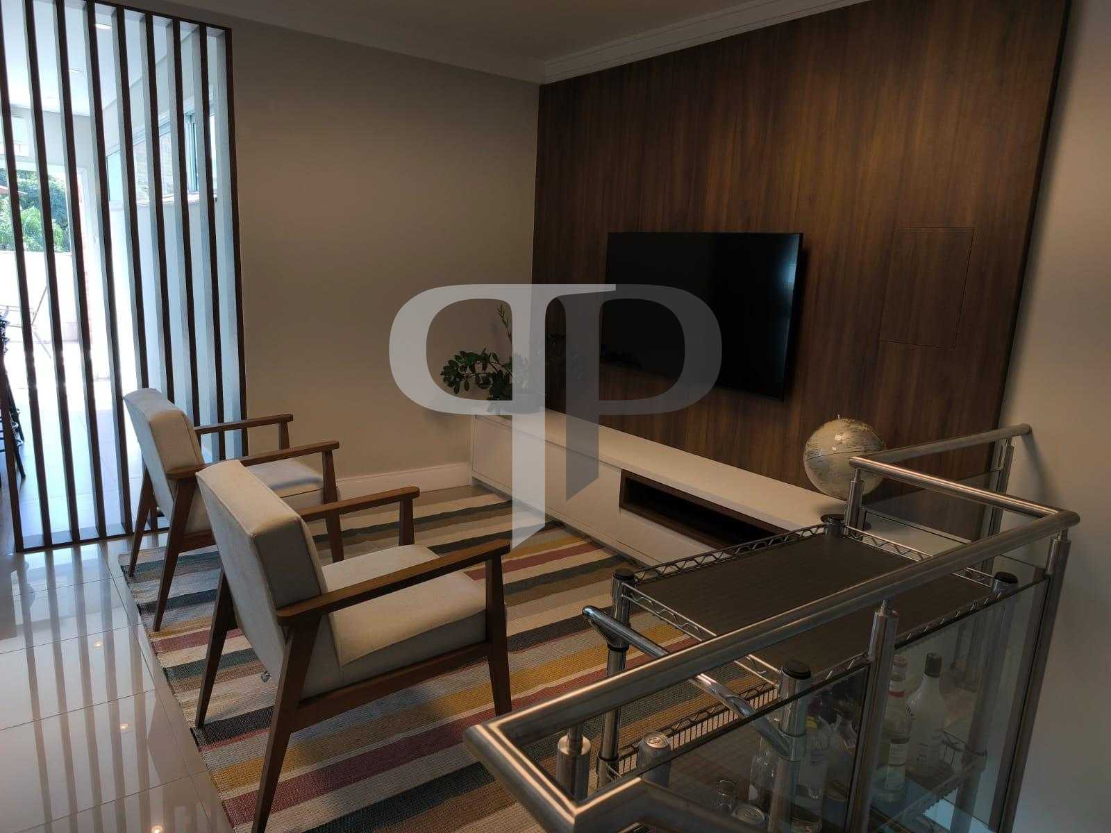 Cobertura duplex mobiliada com rooftop e espaço gourmet no Águ...