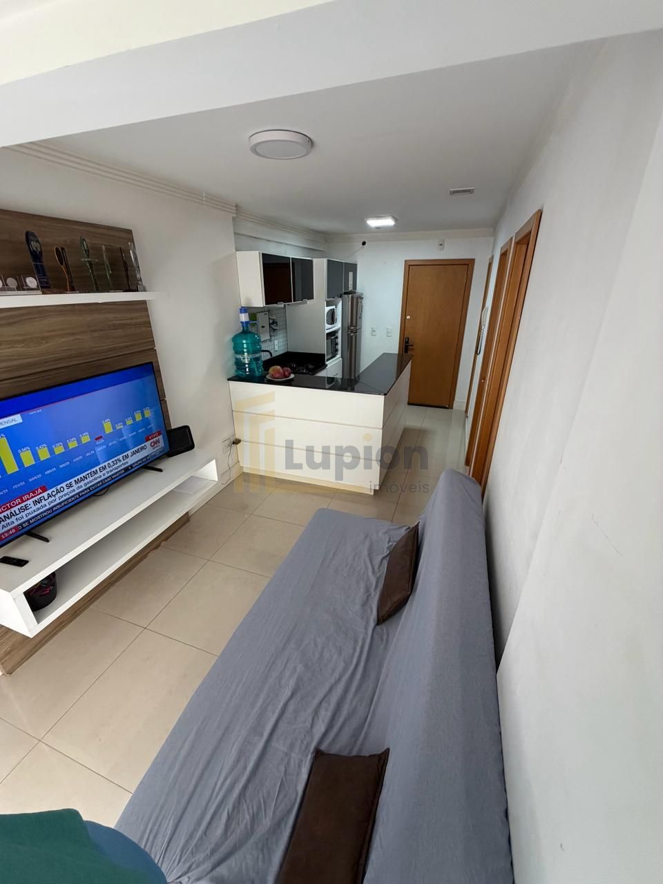 Apartamento mobiliado, 2 quartos com terraço de 30m² à venda n...
