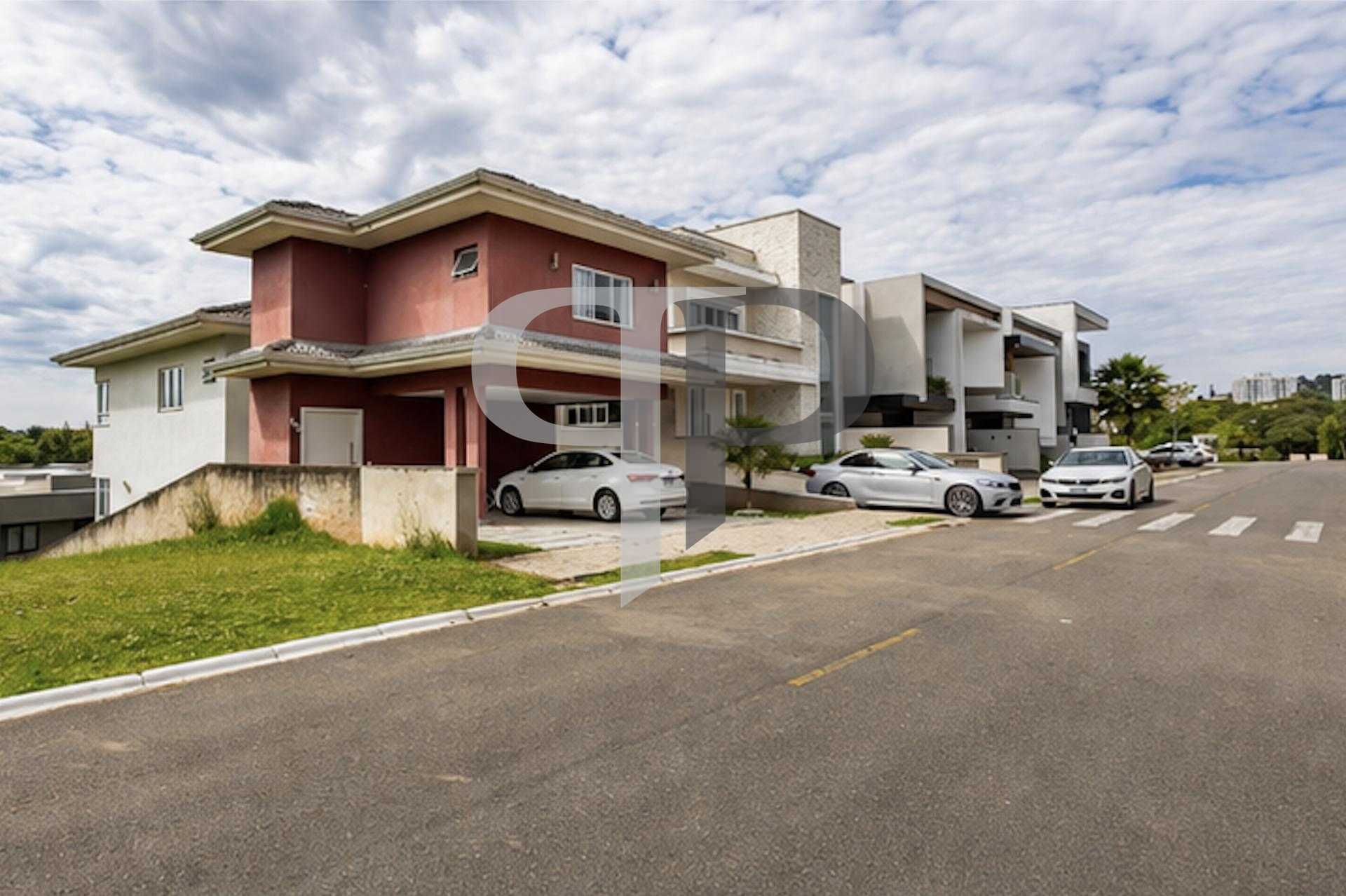 Terreno à venda, 303m² | Condomínio Clube no Atuba | Segurança...