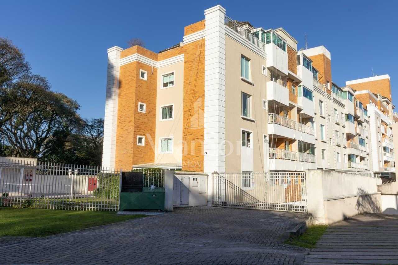 Apartamento à venda no Hugo Lange com 2 quartos, suíte, sacada...
