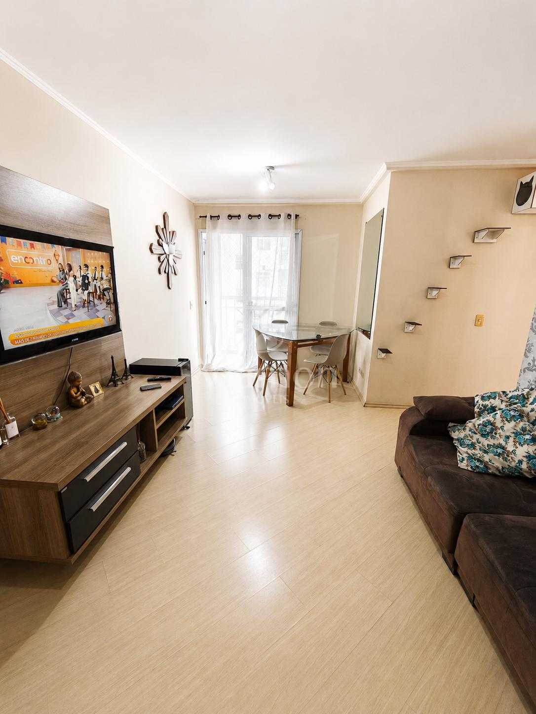 Apartamento a venda - 3 Quartos sendo 1 Suíte, com Vaga, no Re...