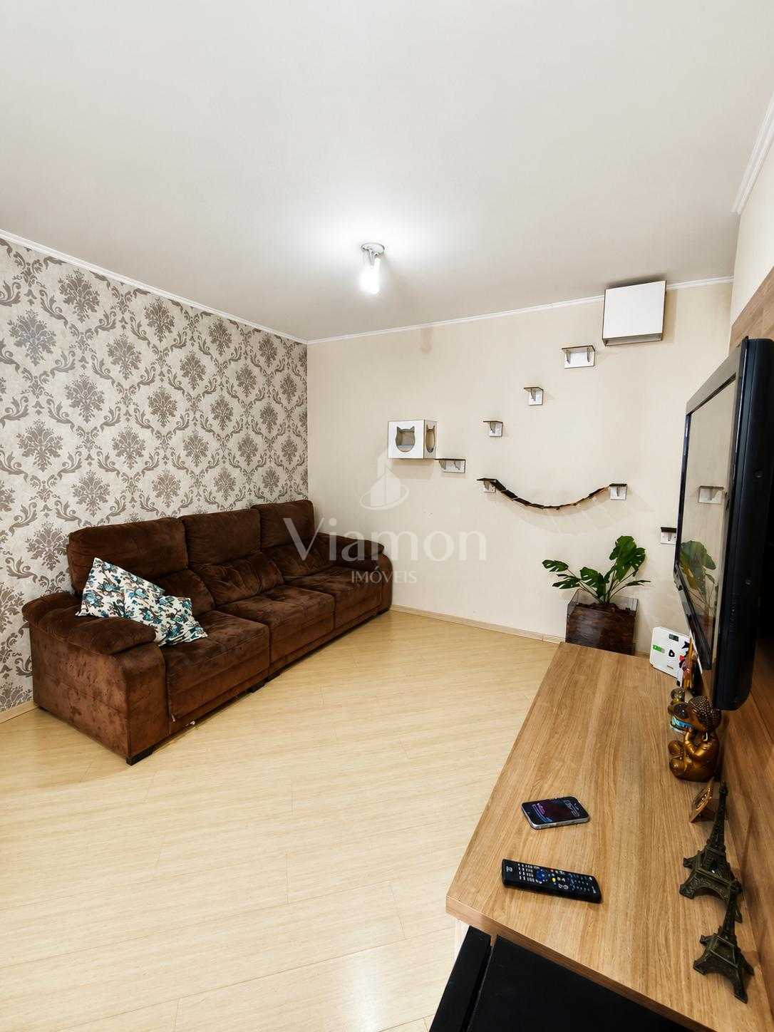 Apartamento a venda - 3 Quartos sendo 1 Suíte, com Vaga, no Re...