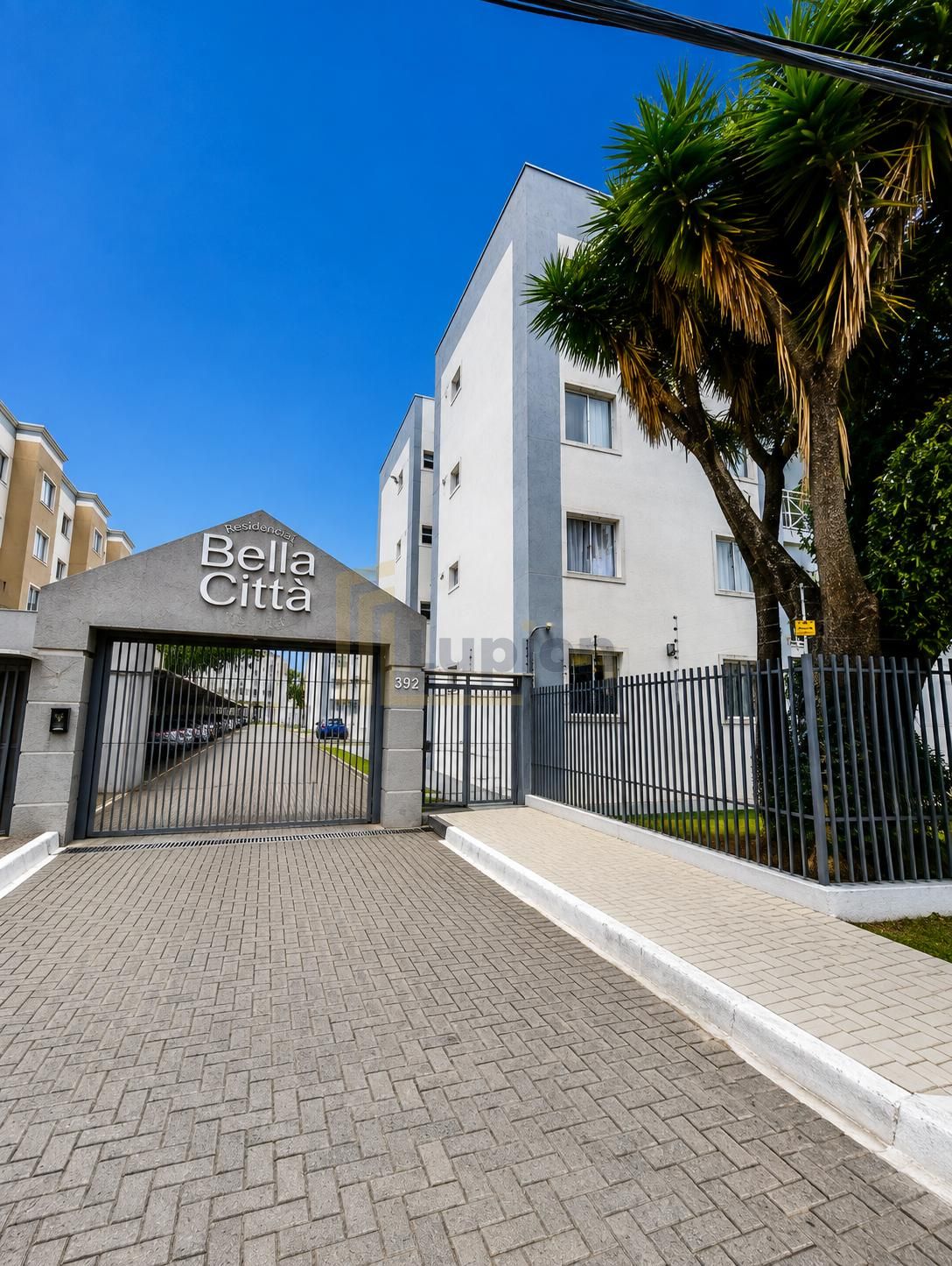 Apartamento a venda - 3 Quartos sendo 1 Suíte, com Vaga, no Re...