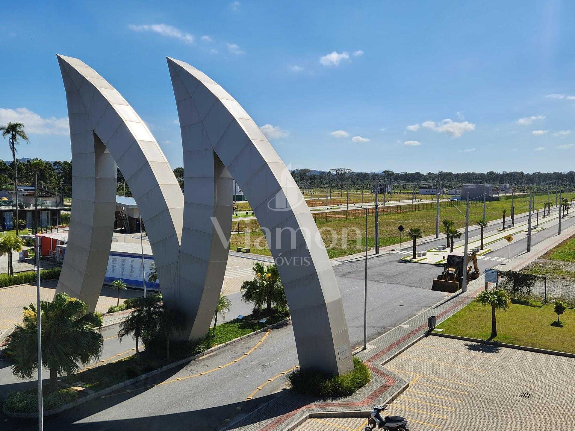 Lote à venda, terreno 200m² no Skyline Condomínio, Praia da Ba...