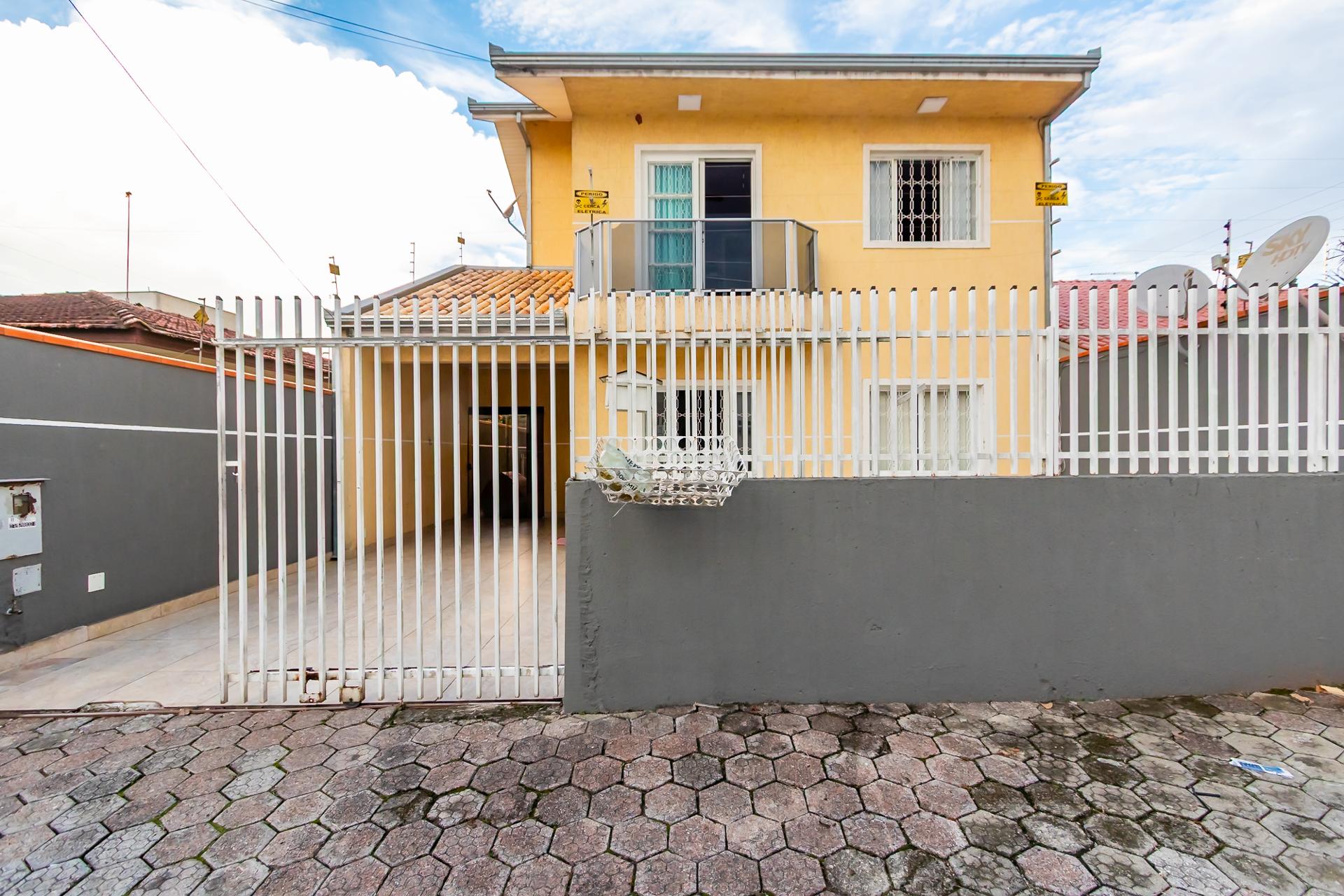 Sobrado à venda, CIC  , CURITIBA - PR