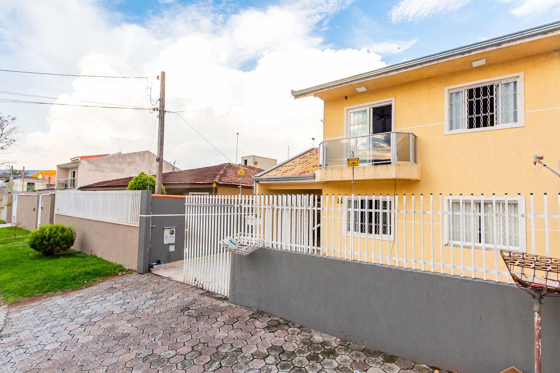 Sobrado à venda, CIC  , CURITIBA - PR