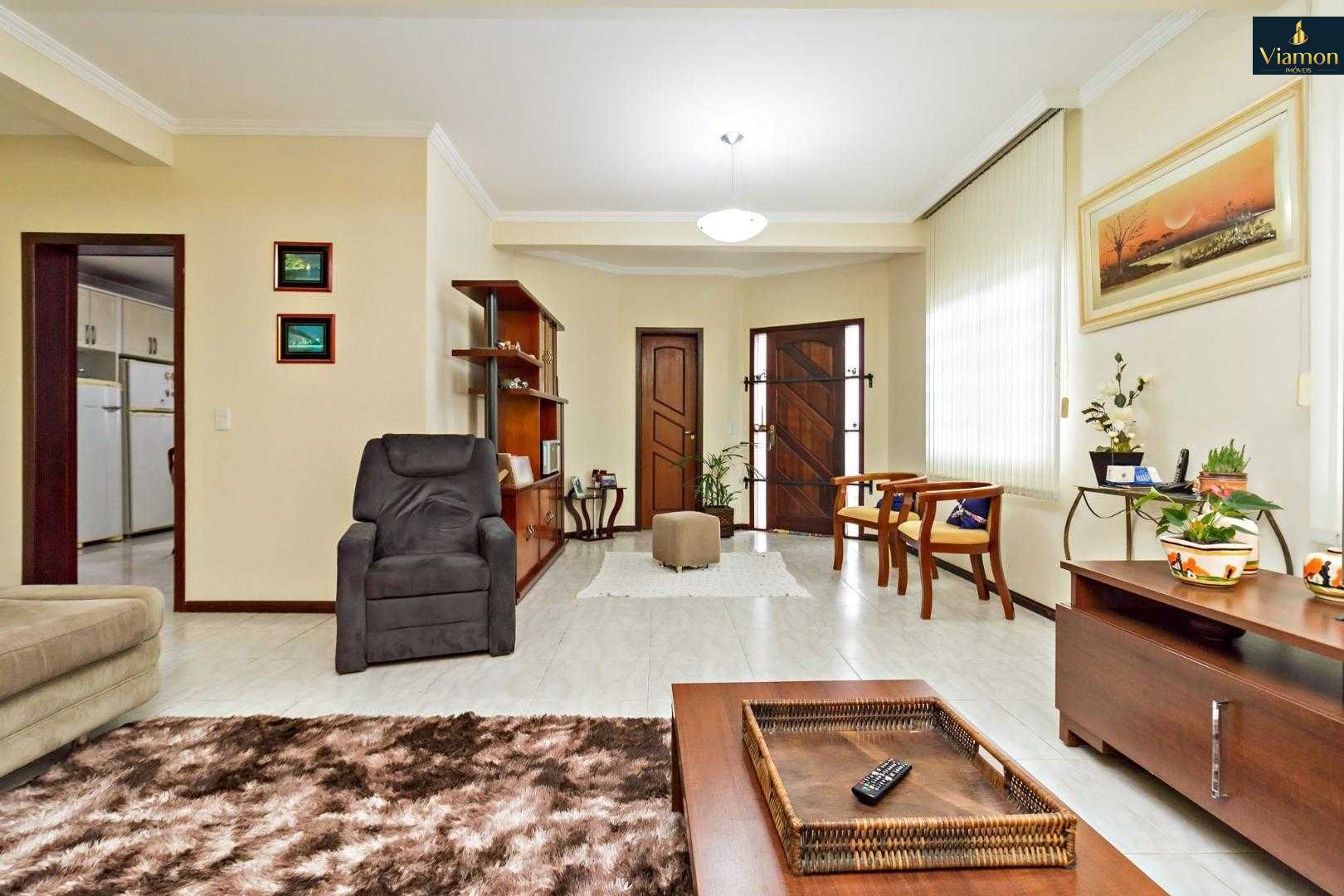 Sobrado com 3 dormitórios à venda,540.00 m , FANNY  , CURITIBA...