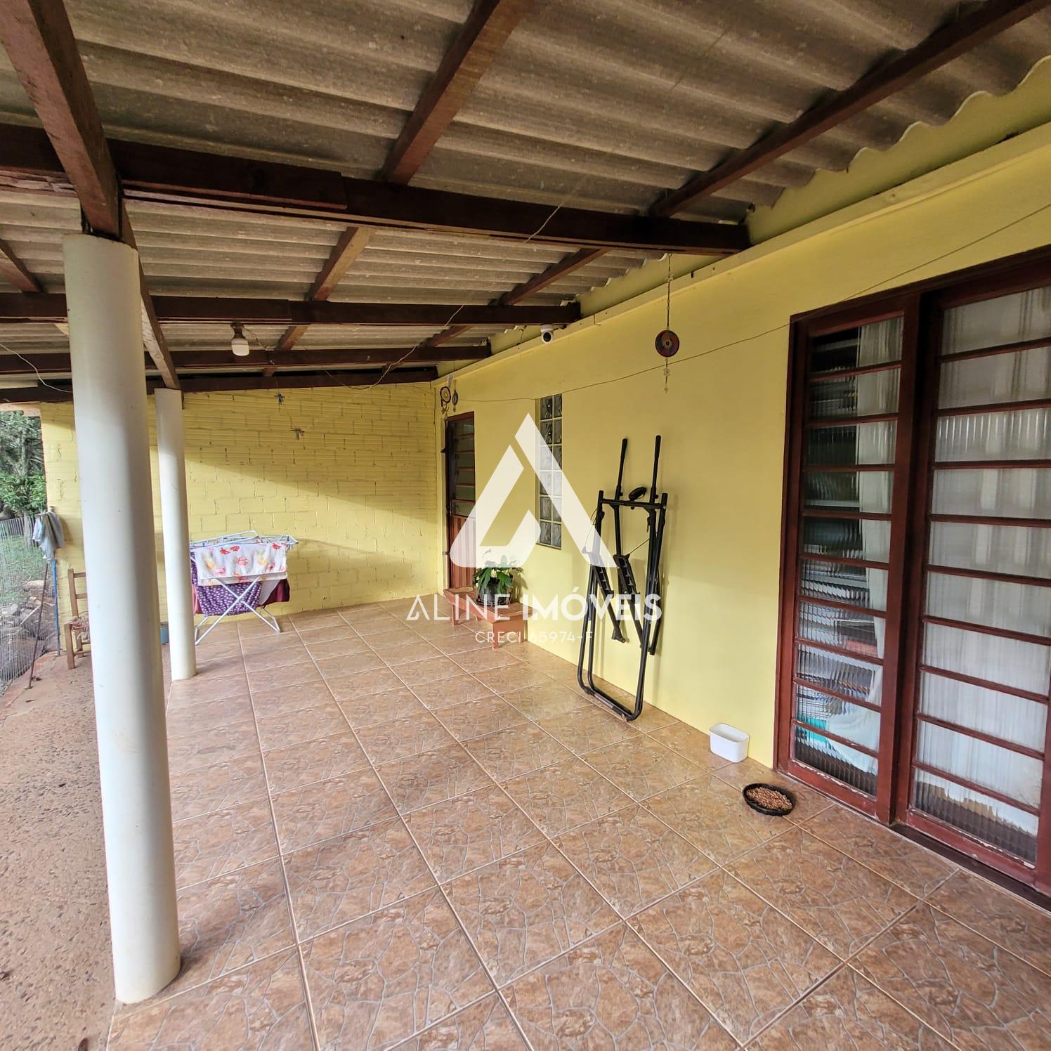 Casa à venda com 4 quartos, 180m² - Foto 1