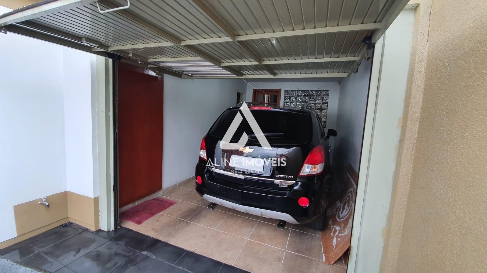 Casa à venda com 3 quartos, 200m² - Foto 3