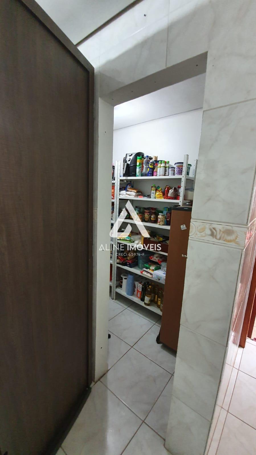 Casa à venda com 3 quartos, 200m² - Foto 21