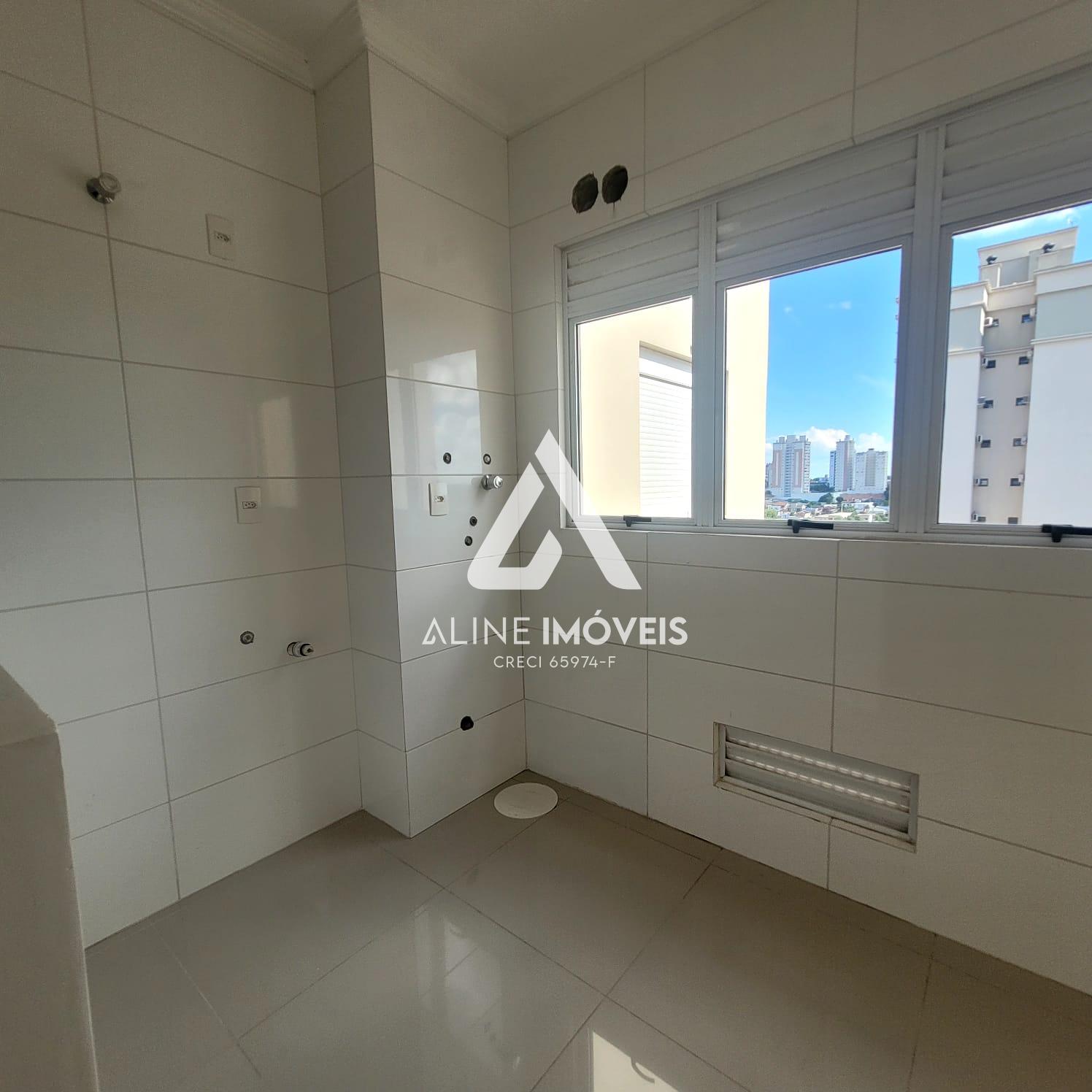 Apartamento para alugar com 2 quartos, 110m² - Foto 18