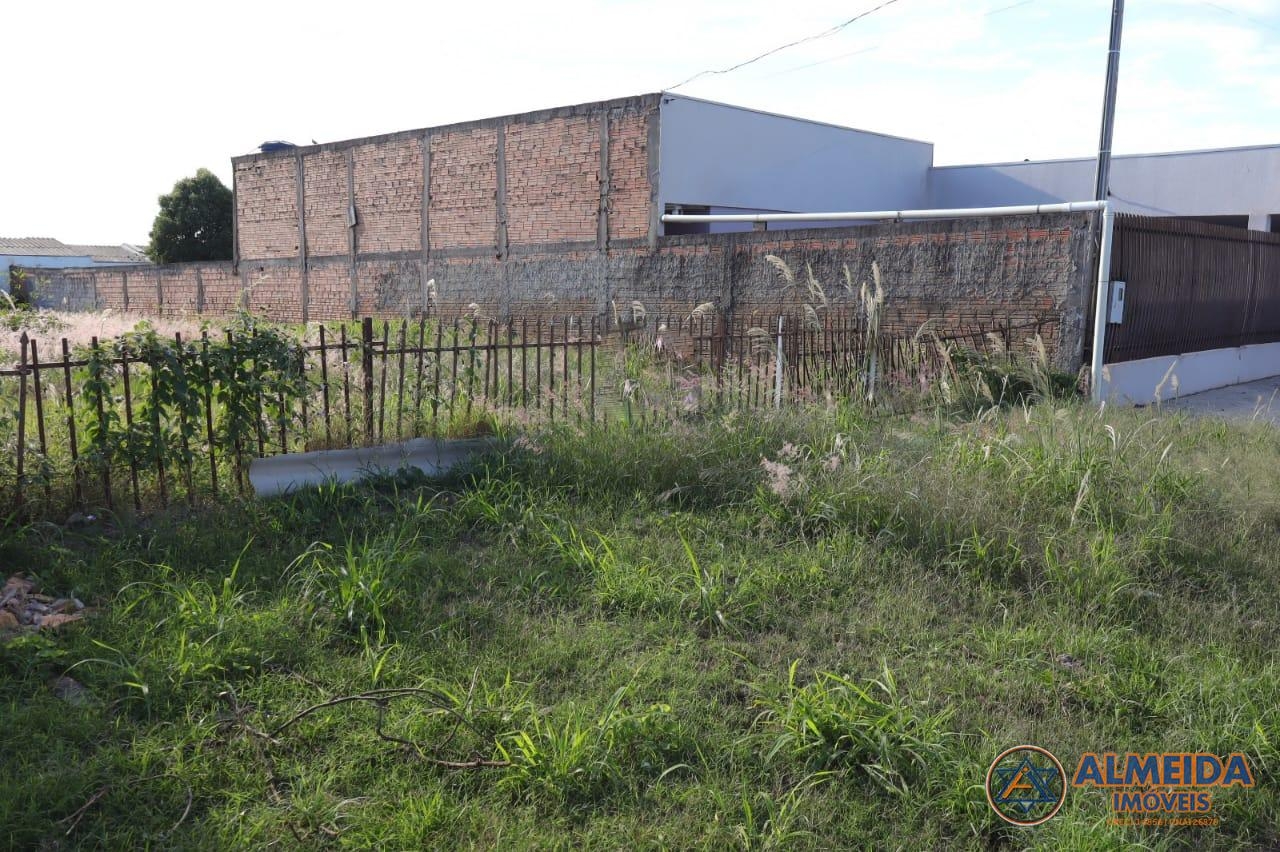 EXCELENTE TERRENO PARA VENDA  LOCALIZADO NA RUA SAFIRA  BAIRRO...