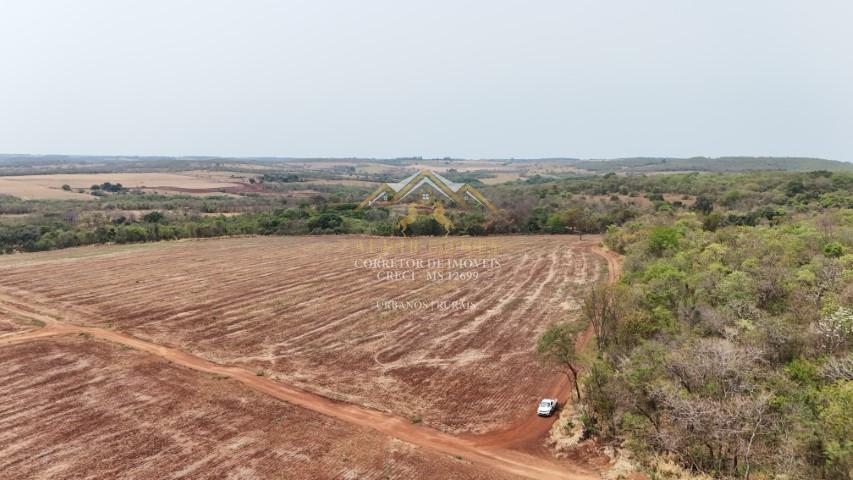 Chácara à venda,  5.5 hectares, 9.5 km de estrada de chão. JARAGUARI - MS