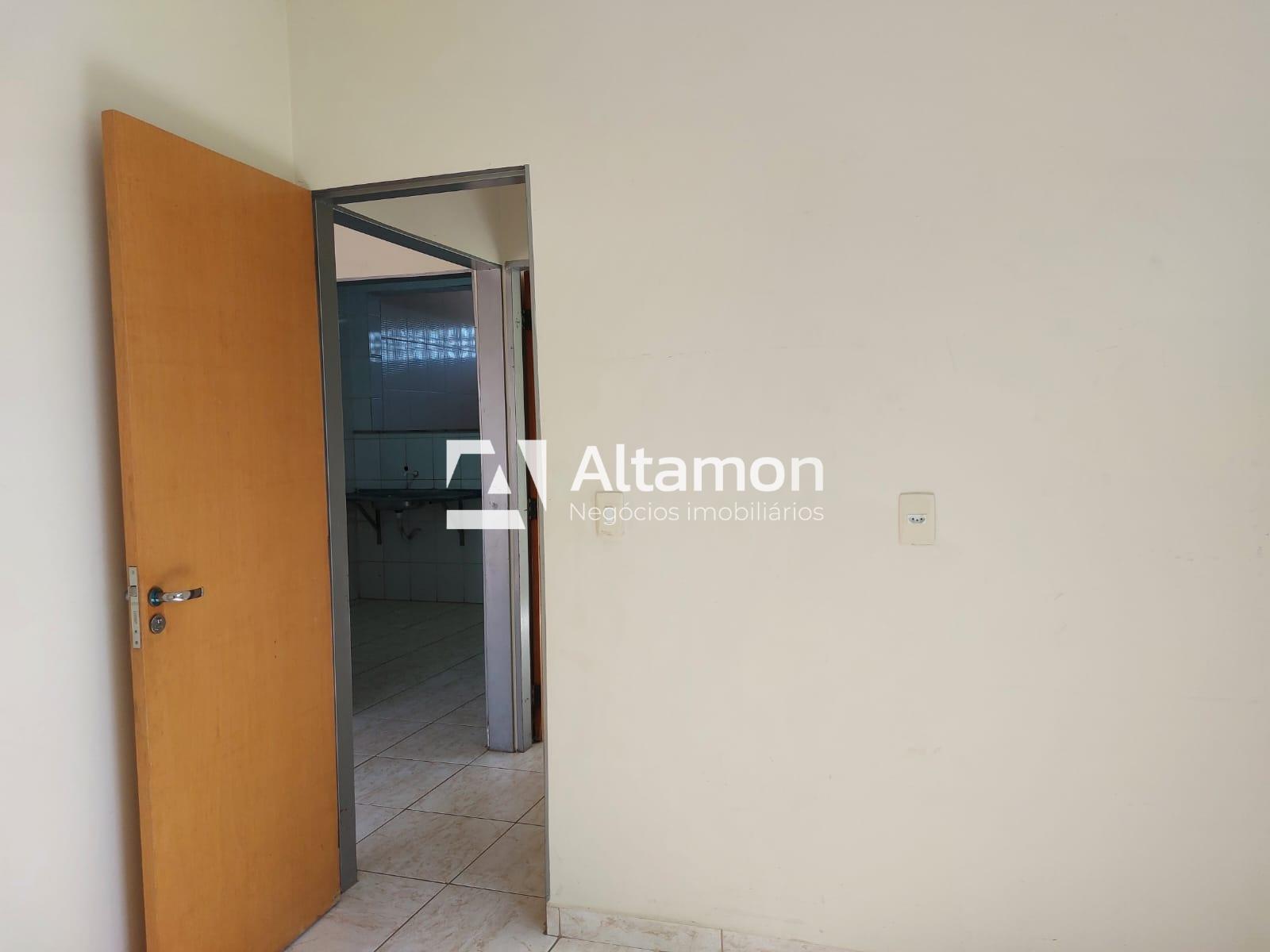 Apartamento para alugar com 3 quartos, 45m² - Foto 9