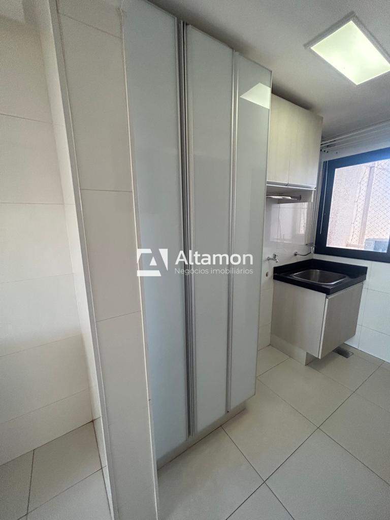 Apartamento à venda com 4 quartos, 156m² - Foto 15