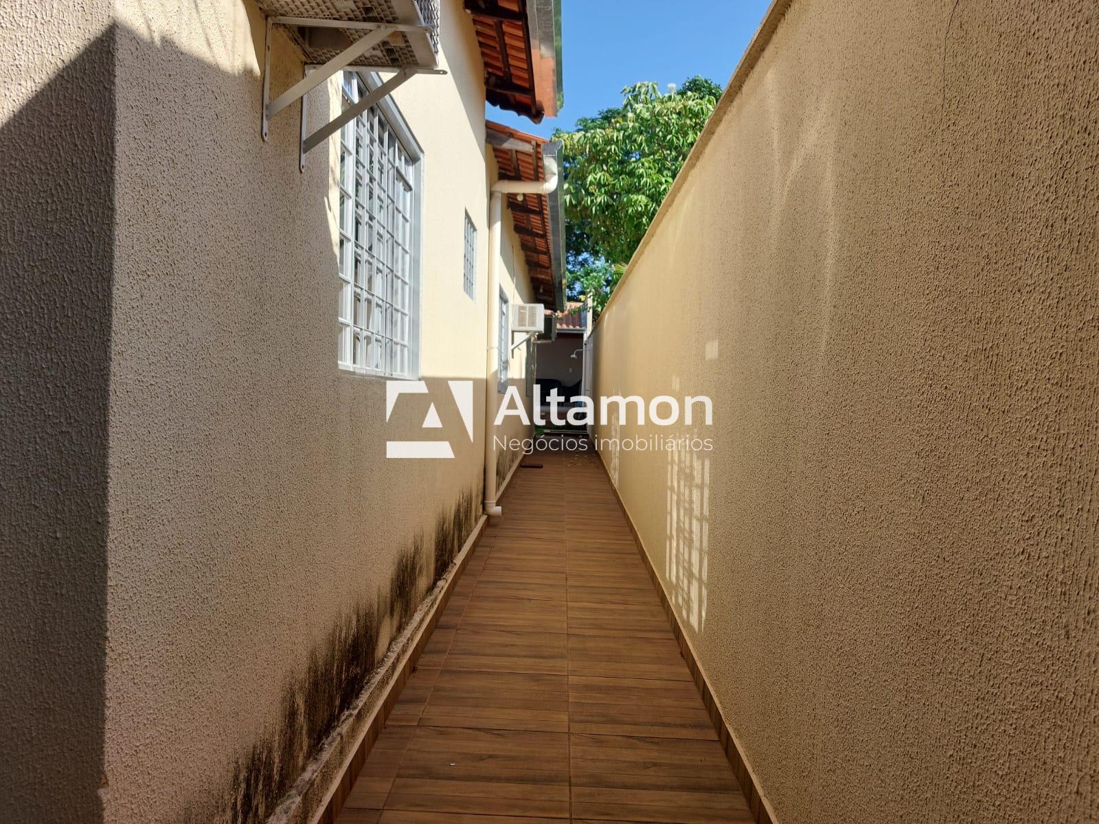 Casa à venda e aluguel com 3 quartos, 244m² - Foto 7