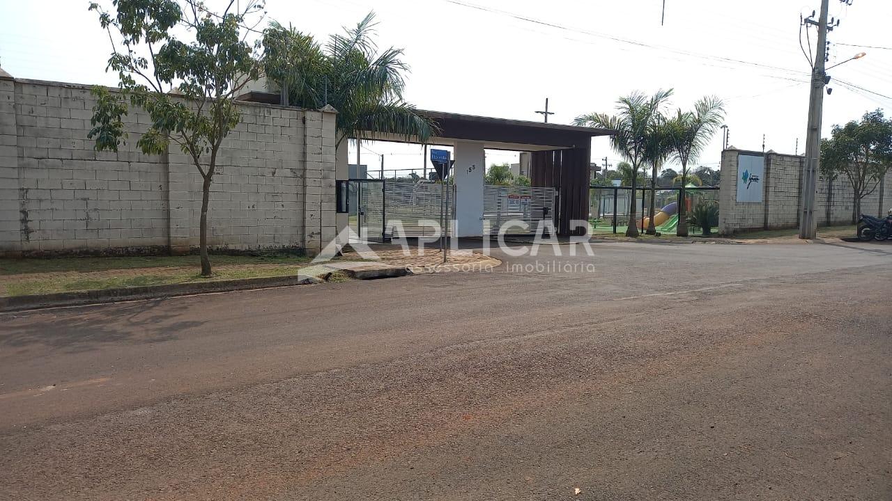 TERRENO COM 300 m2 A VENDA  NO CONDOMÍNIO RESIDENCIAL IGUAÇU