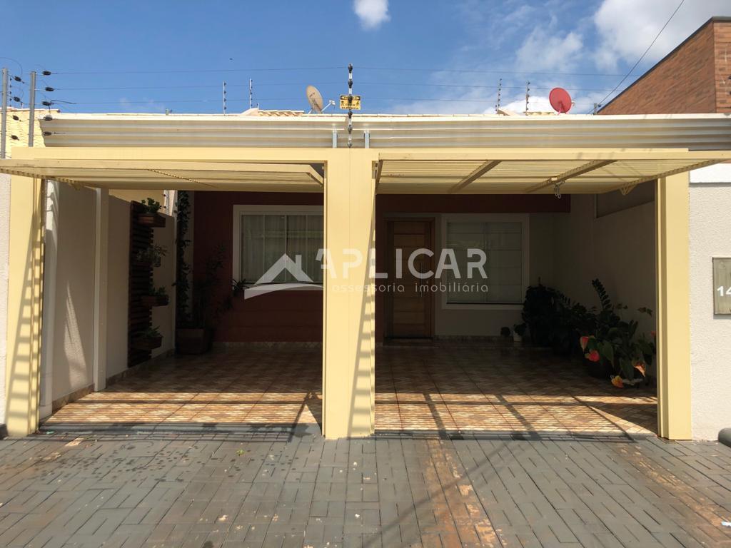 Casa à venda no bairro Jardim Niterói, FOZ DO IGUACU - PR