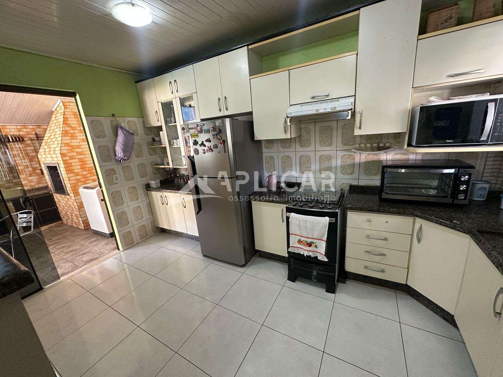 Casa de 198 M2 à venda no bairro Vila A, FOZ DO IGUACU - PR