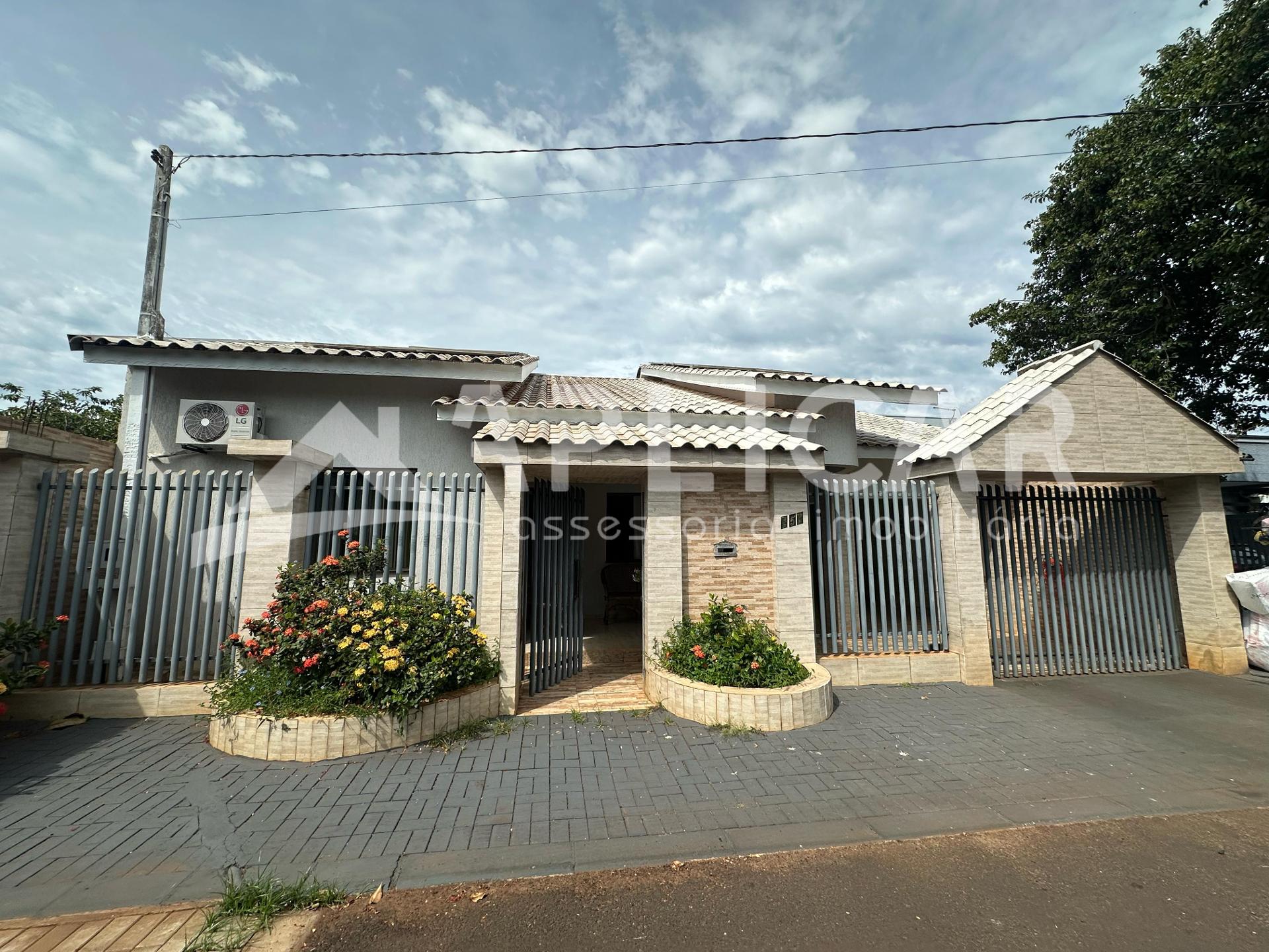 Casa à venda, Jardim Niterói com 02 casas no terreno - FOZ DO ...