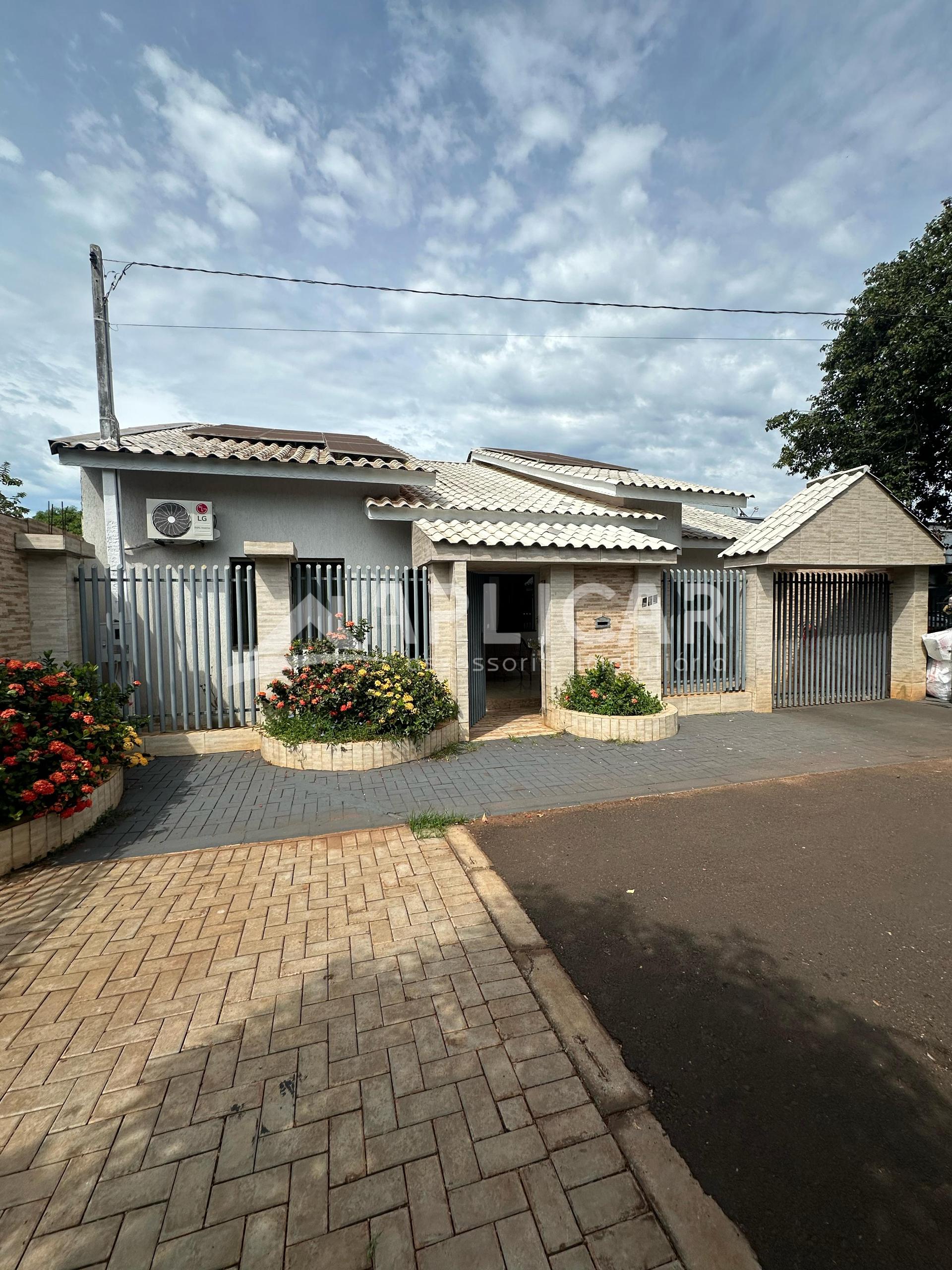 Casa à venda, Jardim Niterói com 02 casas no terreno - FOZ DO ...