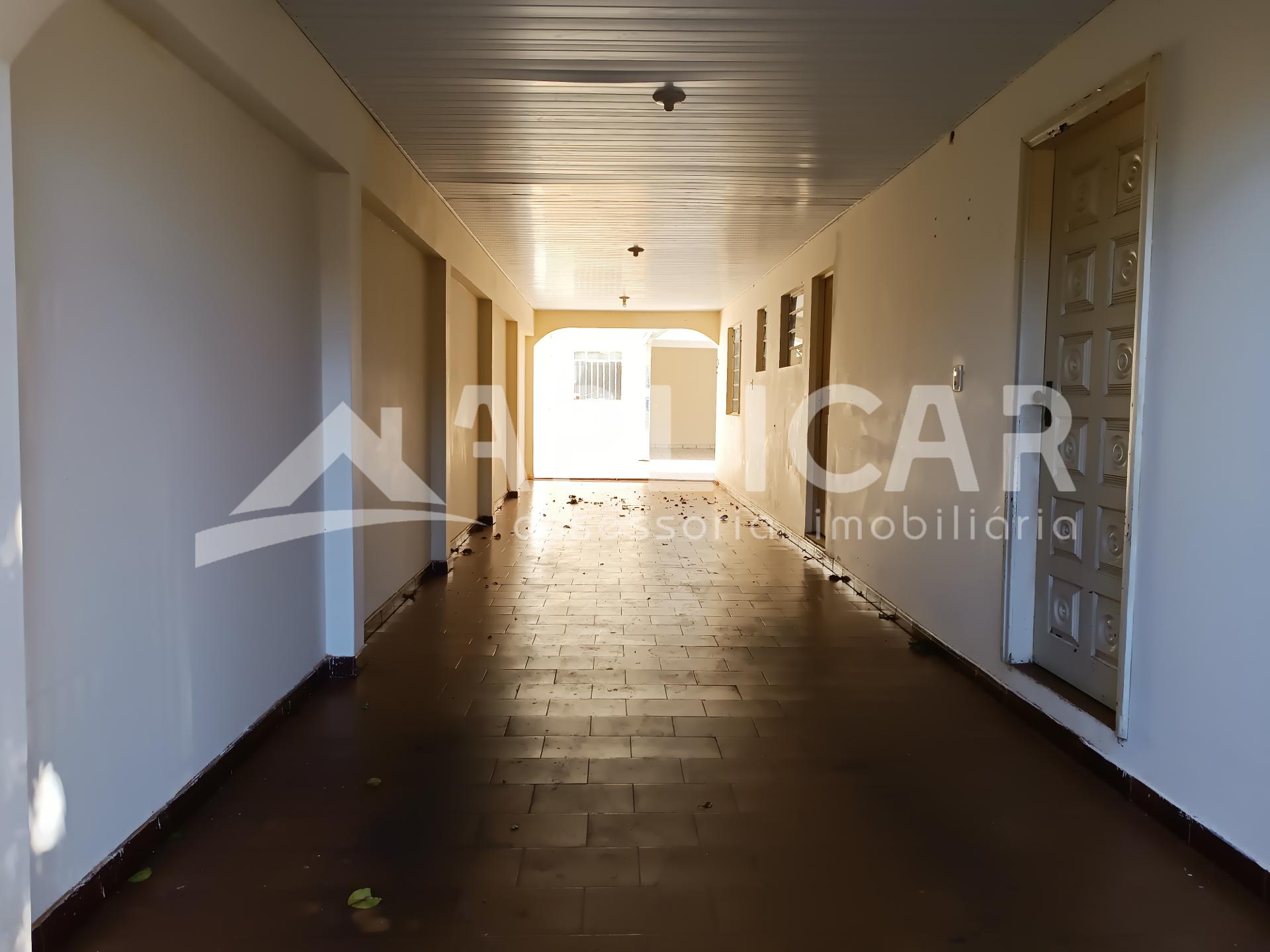 CASA NO CONJUNTO LIBRA COM 3 DORMITÓRIOS - FOZ DO IGUAÇU - PR
